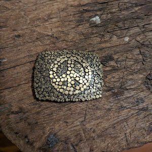 Cool peace sign buckle